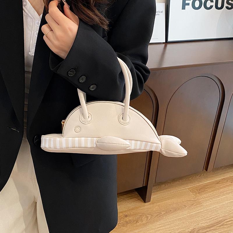 2025 Spring New Hot Sale Whale Shaped PU Handbags Fresh High Quality Personality Super Cool Fashion Chains Women's Shoulder Bags