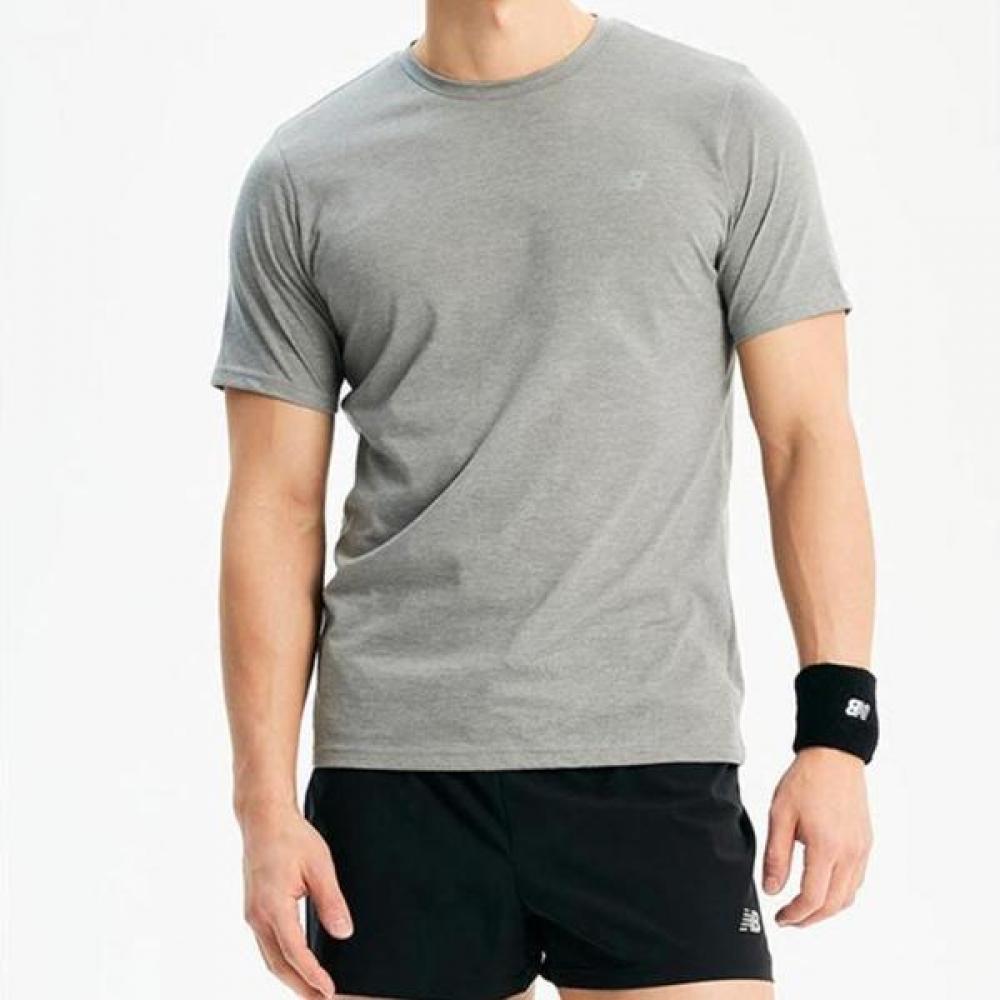 

New Balance M Ess perforMance T shirT 15 19 41 1.NBNEE2P211 15 S