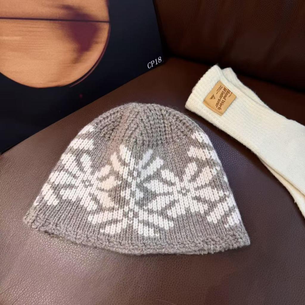 New Christmas knitted hat children's pile hat snowflake retro wool hat autumn and winter thickened warm couple big head circumference