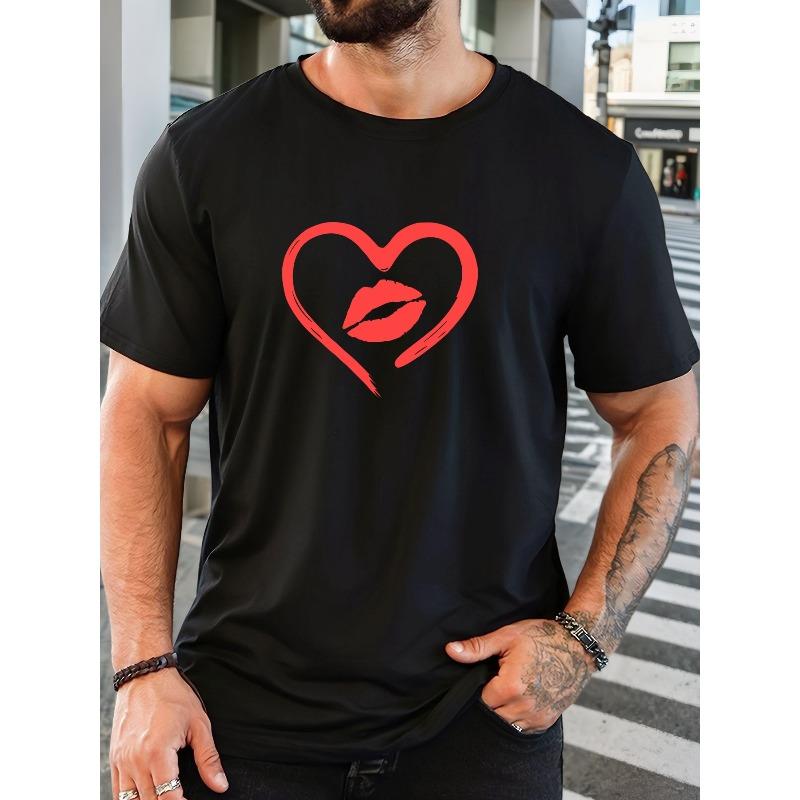 

Men s White T-Shirt with Red Lips Heart Print- Summer Casual Round Neck Short Sleeve T-Shirt, Bold Red Lips Design, Comfortable Casual Clothing 4XL чорний