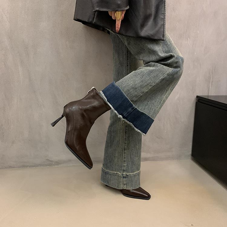 French retro brown square head short boots high heels women's autumn and winter new with skirt thin boots and bare boots women's boots