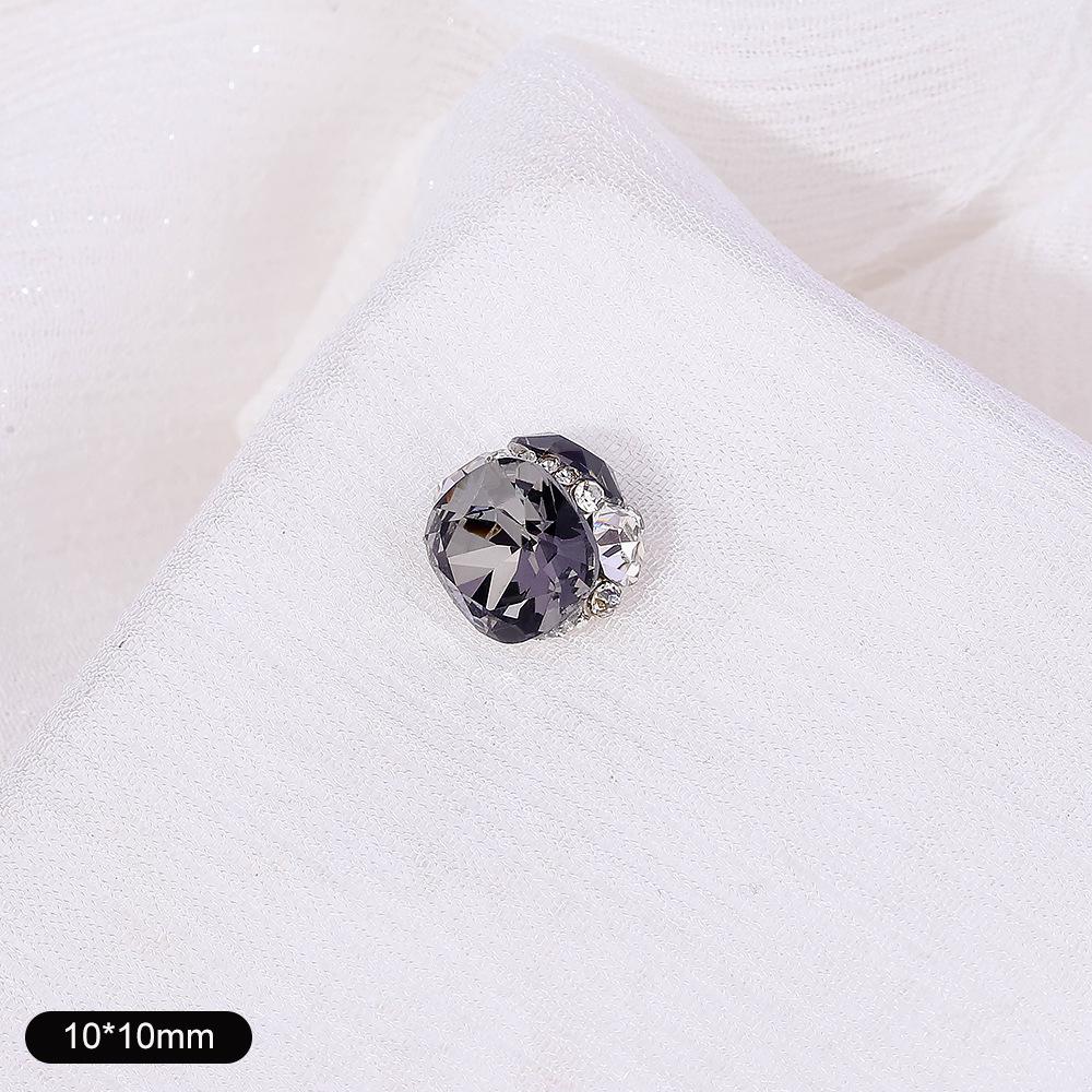 Nail Art Jewelry High-Quality Fat Square Handmade Stacking Diamond Finished Diamond Nail Art Diamond Jewelry K9 Crystal Nail Art Diamond