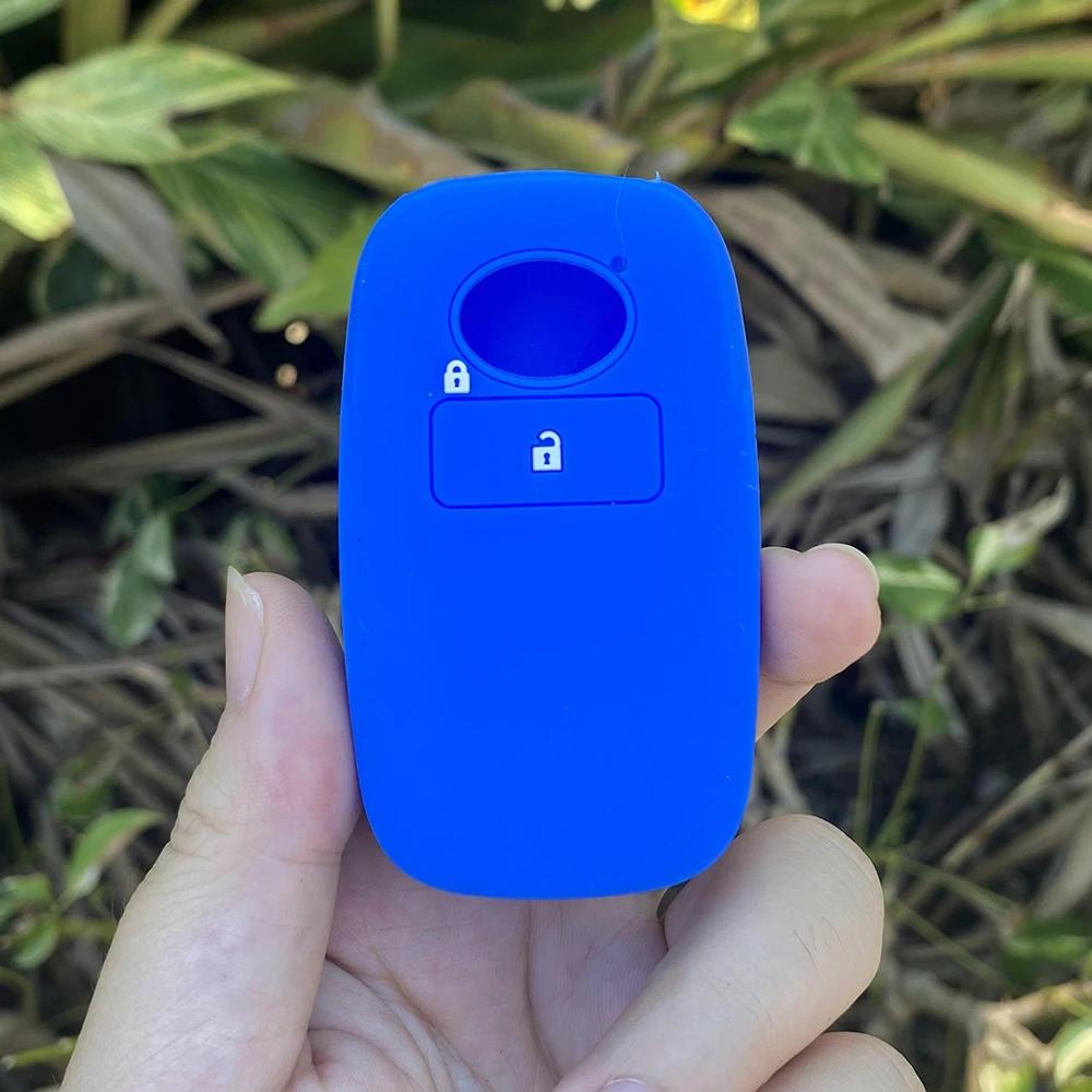 

2 Buttons Rubber Car Key Fob Cover Silicone Protector Case Shell for Toyota RAIZE for Daihatsu Rocky Fob Key Chain Accessories синий