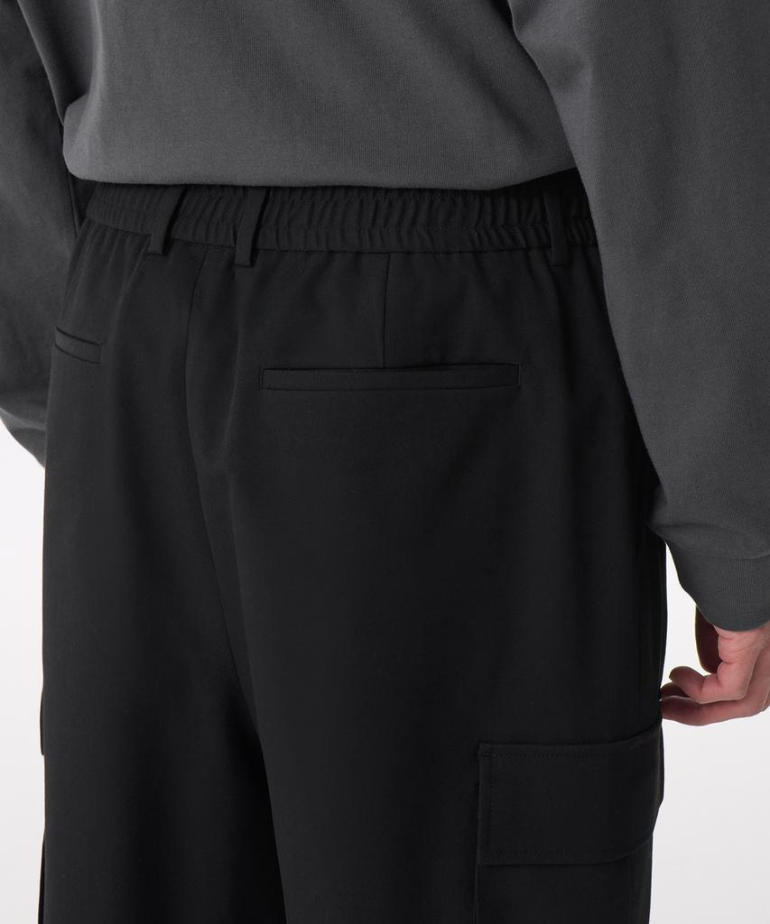 Musinsa Standard Elastic Cargo Strap Jogger Slacks [Black]
