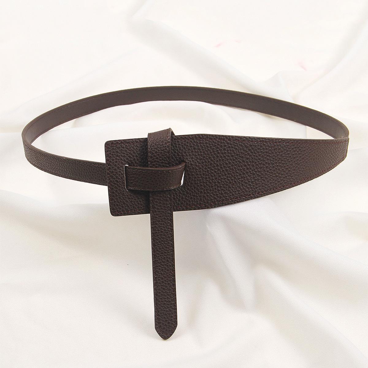 

Women s Decorative Sweater Suit with Wide Waist-Cinching Leather Belt кофейный