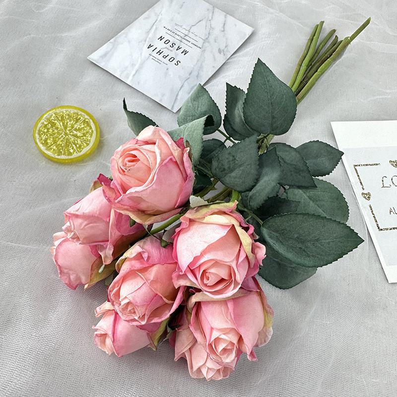 Flower Rose Elegant Bouquet With Silk Cloth For Photography And Event Decoration