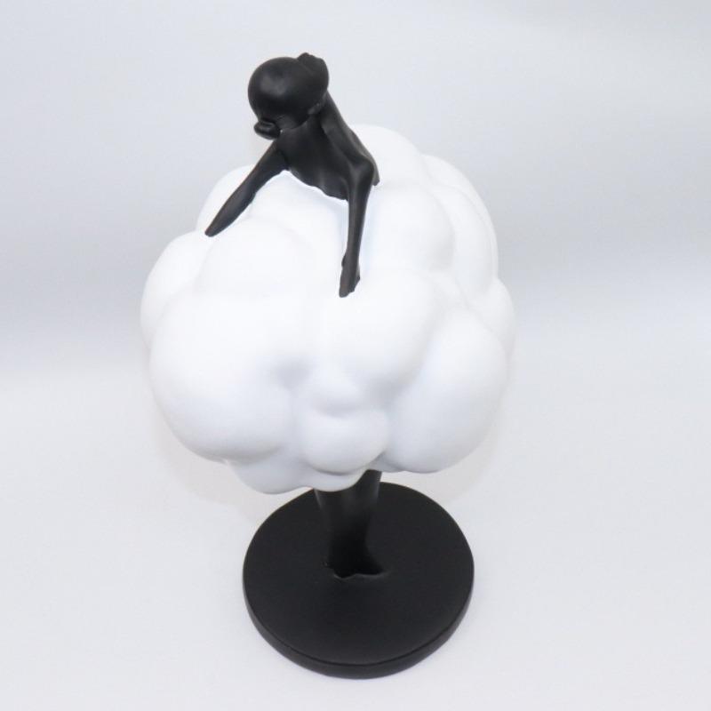 Creative Ornaments Cloud Girl Living Room Ornament Modern Interior Sculptures Aesthetic Elegant Accessories Home Decorations