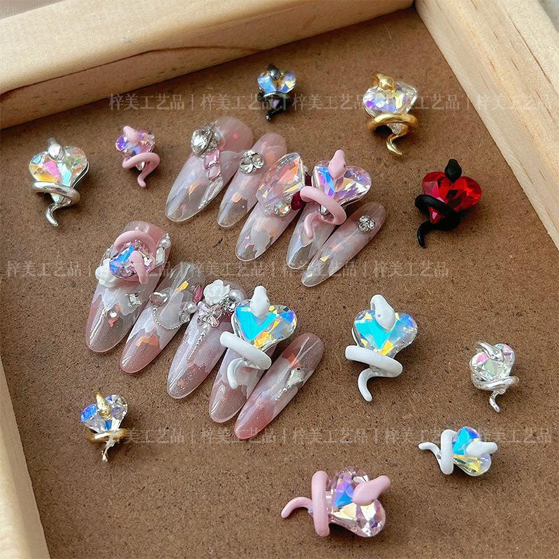 

2025 New Year Diamond Snake Nail Art: Cute 3D Cartoon Design