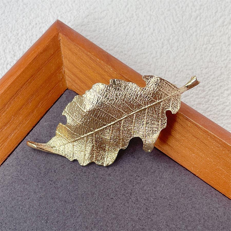 New Koreaanse Crystal Hair Clips Temperament Rhinestone Lichtmetalen Elegant Vrouwen Haar Accessoires Woord Clip Styling Tool