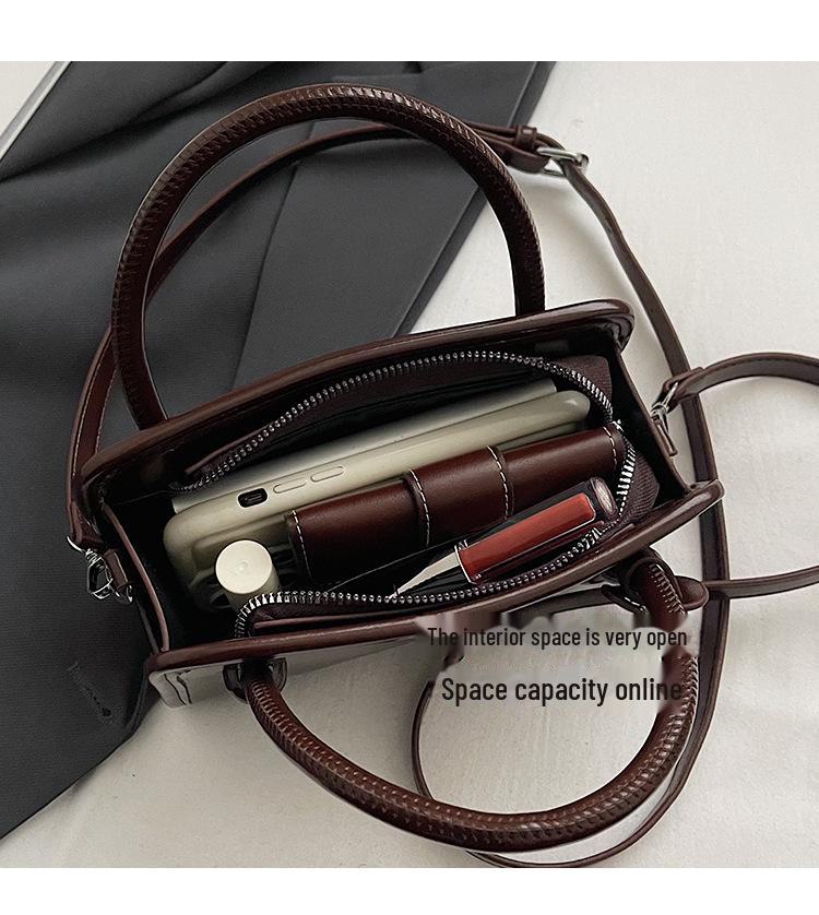 High-Grade Boston Contrast 2025 Women's Versatile Fashion Handbag: Stylish Pillow Shoulder & Crossbody Bag