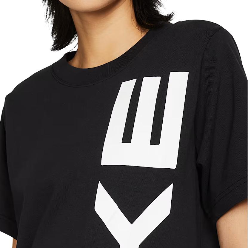 Nike T Shirts Women's Black Crew Neck Moderate Straight Fit FD2564-010