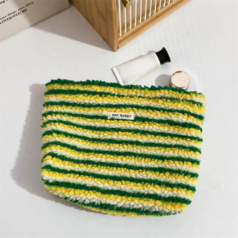 Neue Bunte Gestreifte Plüsch-Clutch Kosmetiktasche Tragbare Make-up-Tasche Kulturtasche Reise Outdoor Make-up-Organizer