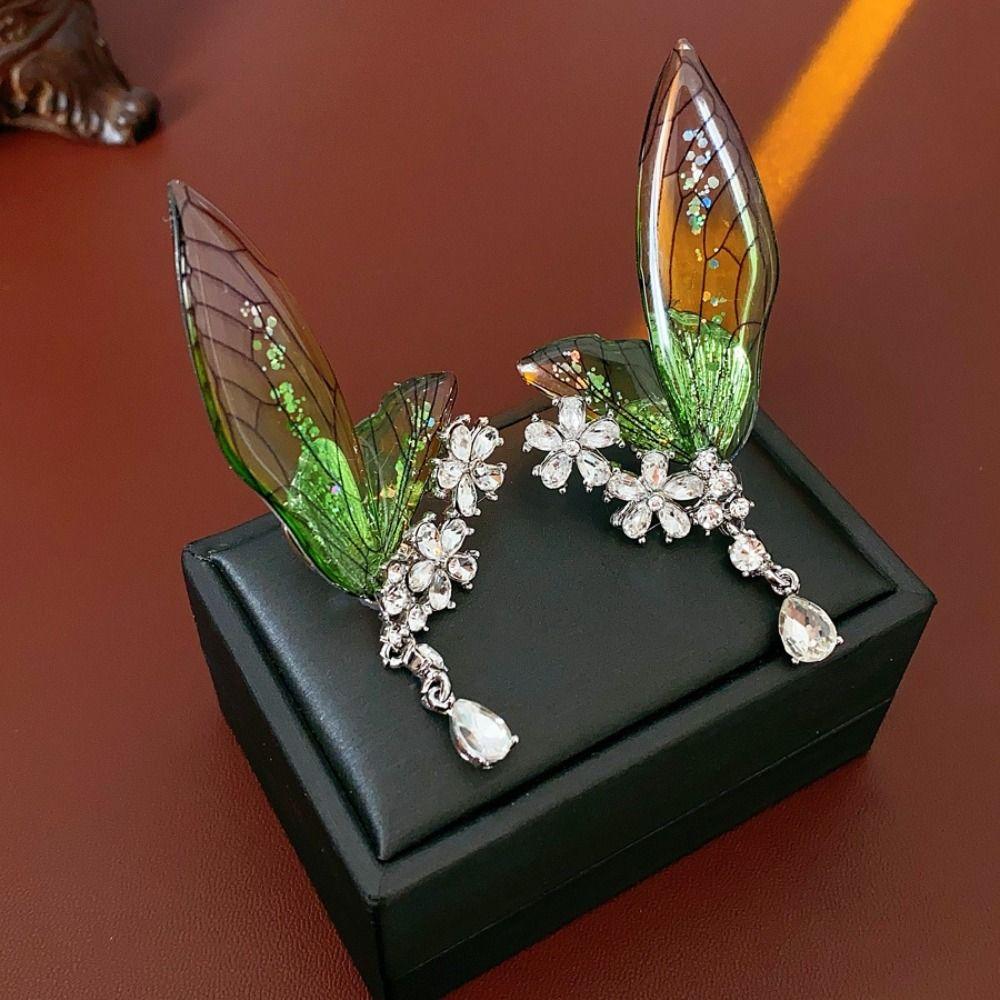 Exquisite Green Elf Ear Clip Shiny Butterfly Earrings Fashion Wings Ear Clip Women