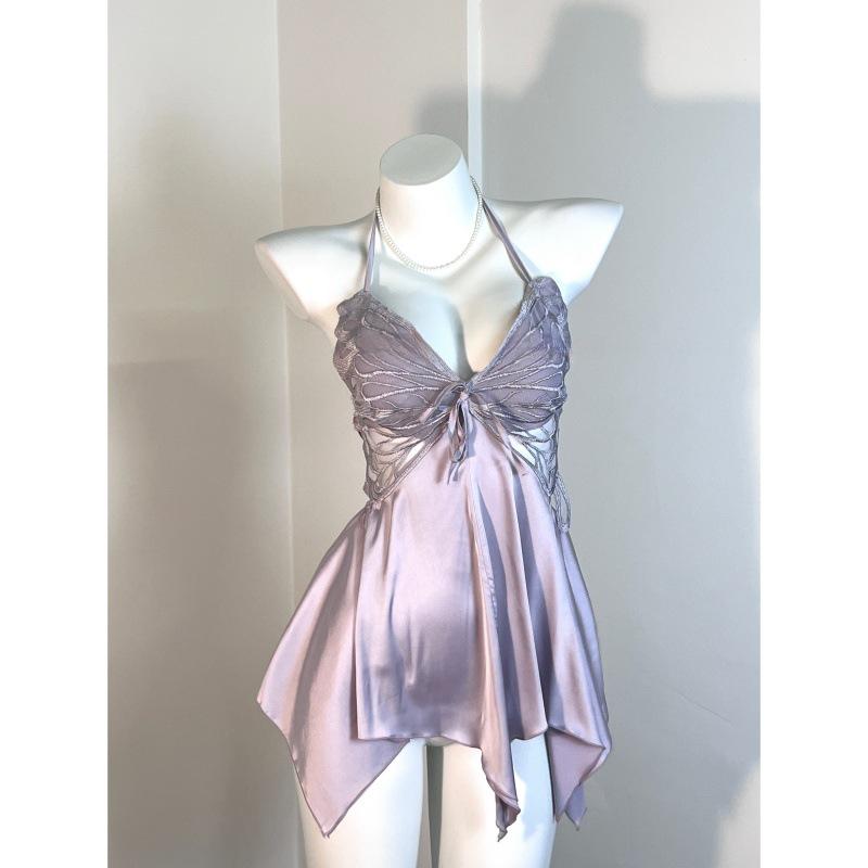 Nachthemd im Schmetterlingsstil mit Rückenfreiem Design und Brustpolstern - Pure Desire Hauspyjama