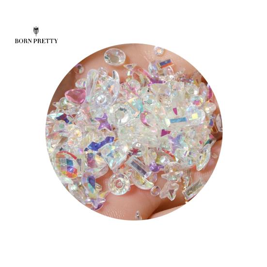 

Великолепное украшение для ногтей. Украшения для ногтей. Яркий цвет. Привлекательные декоративные украшения. A