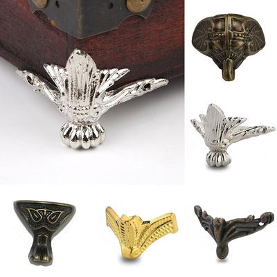 4 bucăți de protecție de colț retro Carcasă din lemn Cutie de bijuterii Picioare decorative Feronerie antică