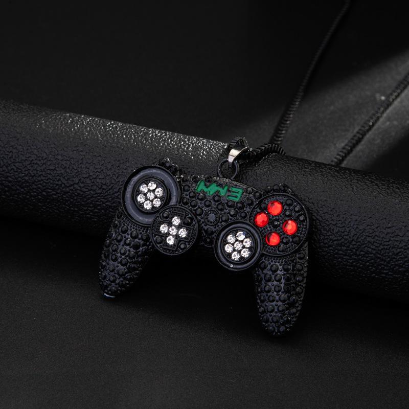 

Экологически чистый сплав, полностью инкрустированный бриллиантами, ожерелье с подвеской в виде геймпада, ретро и игривый кулон, легкий роскошный аксессуар