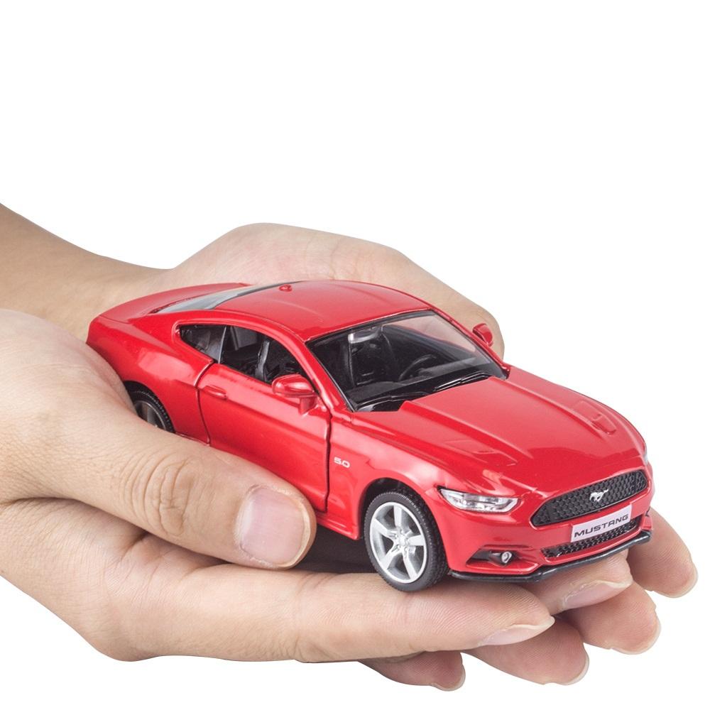 Ford Mustang GT 2015 Supersportwagen Simulation Diecasts & Spielzeugfahrzeuge Rückzugsantrieb & Türen öffnen RMZ city 1:36 Legierungs-Sammlermodellauto