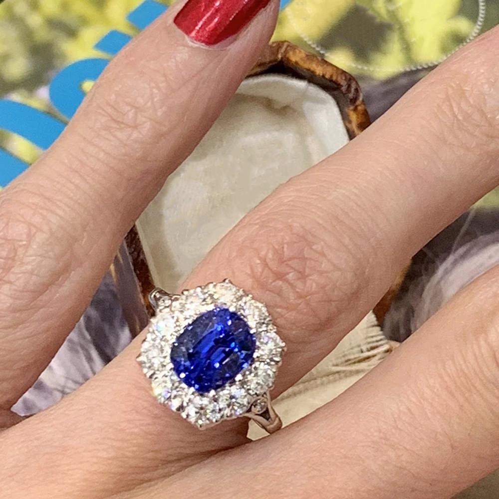 Huitan Funkelnde Blaue Zirkonia Ringe Luxus Mode Damen Hochzeit Verlobung Accessoires Voll Bling Iced Out Dame Zirkon