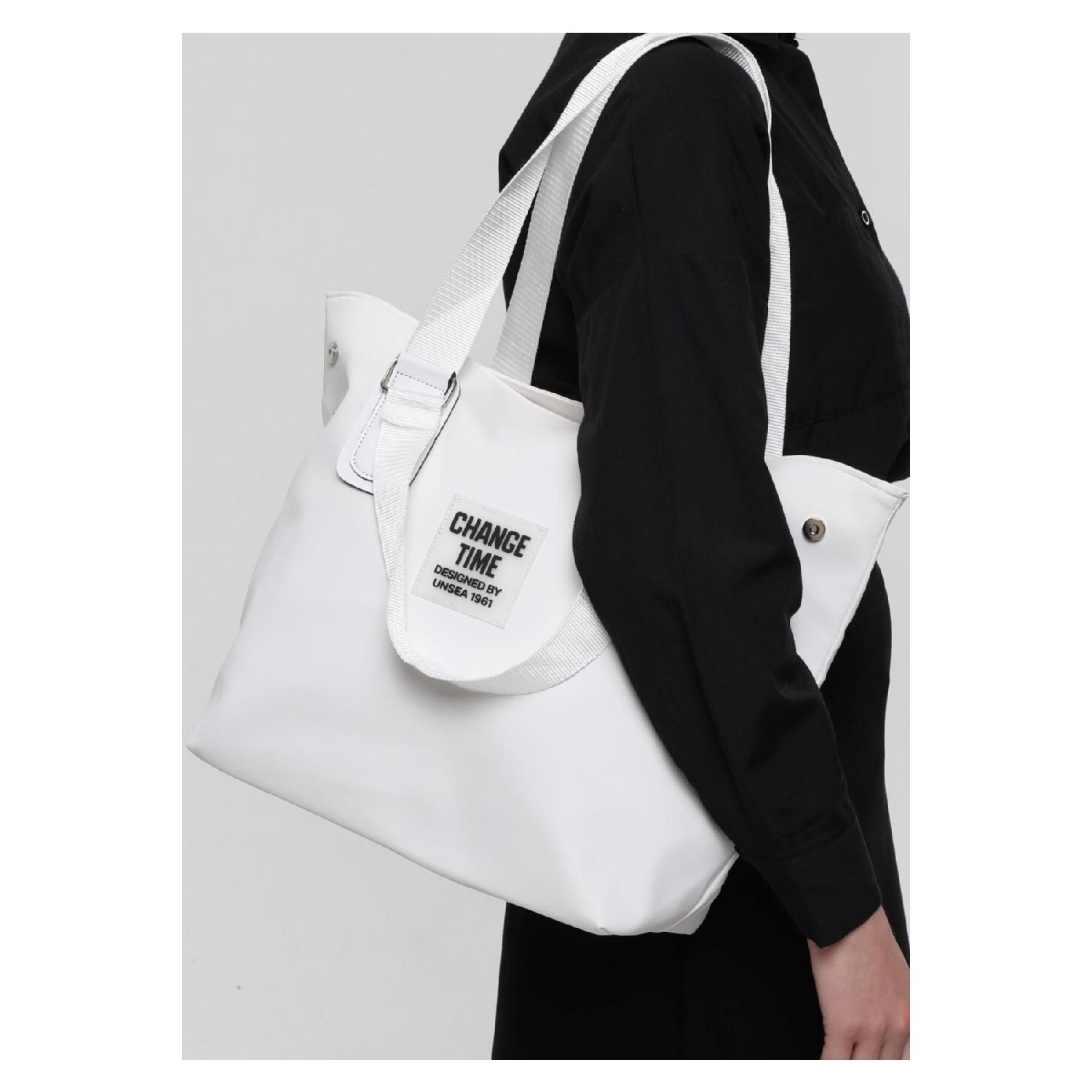 

Сумка-шоппер Changa Time большого размера Pat с деталями на руку и плечо L белый