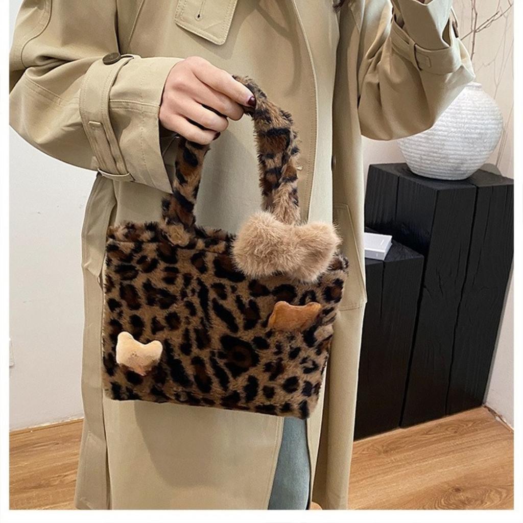 Sac bandoulière léopard, Chat fille décontractée, Sac bandoulière automne fourrure, Sac à main