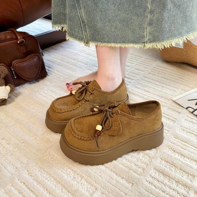 Chaussures kangourou rétro à semelles épaisses rehaussantes 2025 automne nouveau style britannique à semelles souples décontractées à perles mocassins Boken