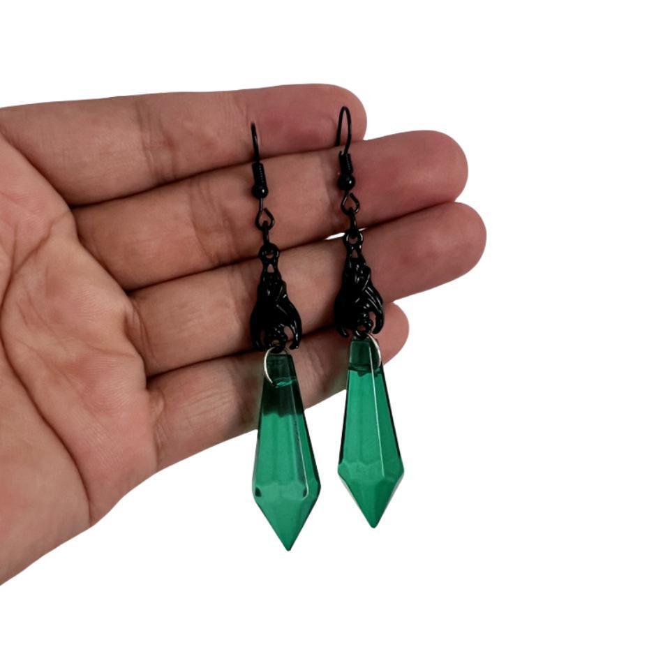 Charm Gothic Black Vampire Bat Red Teardrop-shaped Glass Crystal Pendant Dangle Earrings for Women Halloween Jewelry Accessories
