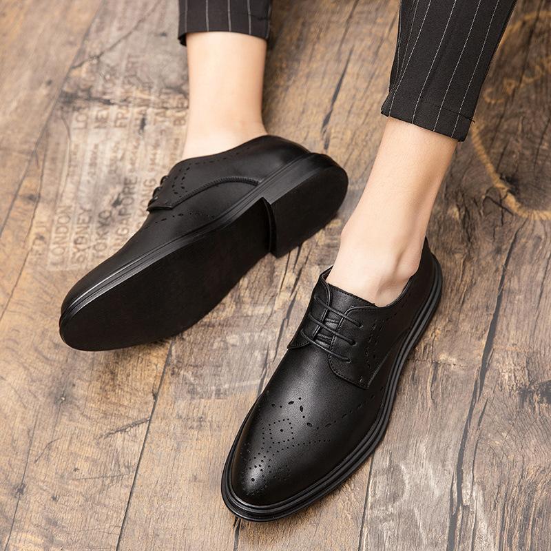 2025 Large Size Casual Leather Shoes Men's British Pointed Head Business Wedding Nightclub Hairstylist Black Korean Version Men's Shoes