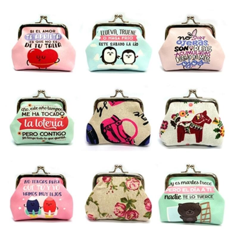

Choose from 3 cute PVC coin purses ivory