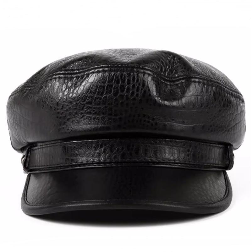 Men's Korean Style Sheepskin Duckbill Cap - Autumn and Winter Genuine Leather Hat, Trendy British Flat Top Design for Middle-Aged and Elderly.