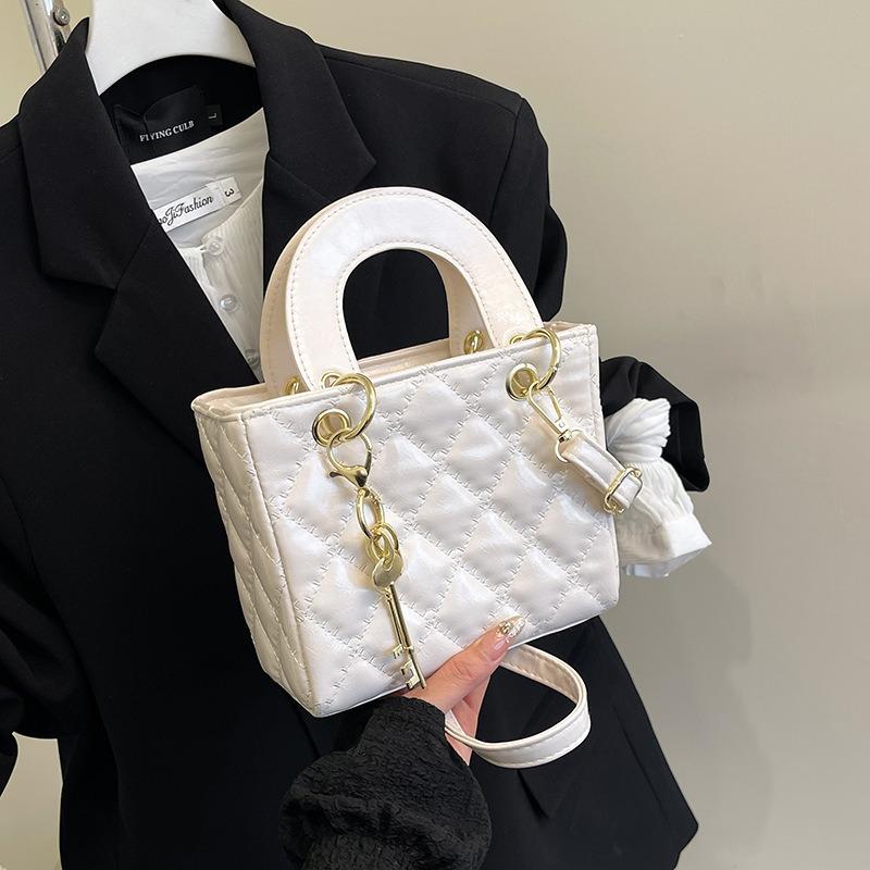 Bag, female texture rhombus embroidered thread handbag, Korean version spring and summer niche ins high value single shoulder messenger bag