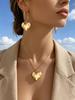 Collana Pendente Linea Geometrica Minimalista con Design Svuotato