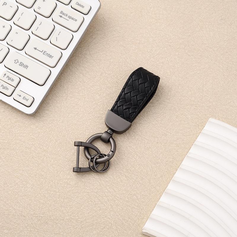 Luxury PU Leather Anti-Lost Motorcycle Car Keychain Pendant