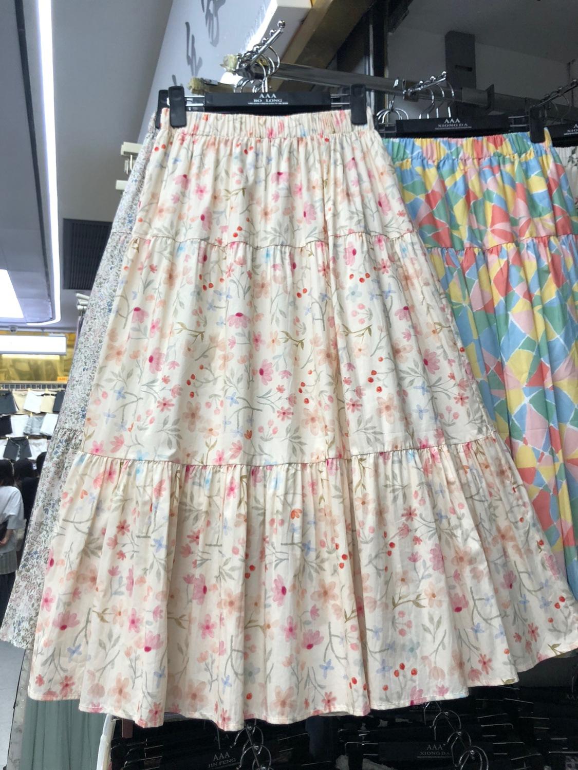 

Sweet wind черная юбка с цветочным принтом, повседневная хлопковая юбка-зонтик с большим маятником, юбка А-образной формы с пушистым принтом средней и длинной длины one size fits all абрикосовый