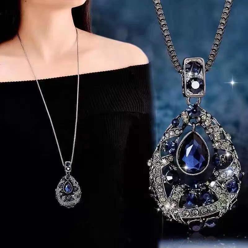 Luxury Non-Fading Korean Fashion Sweater Necklace: Autumn/Winter Women's Niche Design Pendant