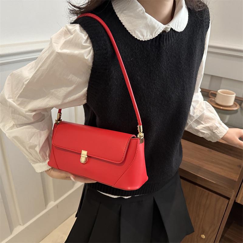 Modern Pu Small Clutch Bag With Top Flap For Daily Casual Use