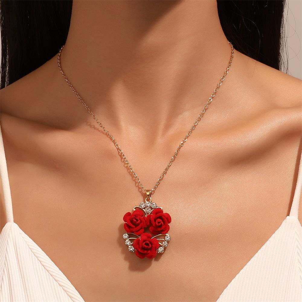 Retro Red Rose Necklace & Earrings Set - Valentine's Day Gift