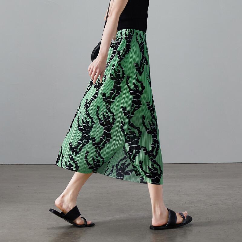 SOFSIL 2026 Summer Printed Green Pleated A-Line Skirt