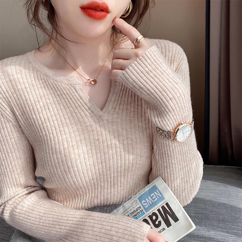 Autumn and Winter New Slim-fit V-neck Long-sleeved Knitted Sweater Autumn Foreign-style Sweater Women's Sweater
