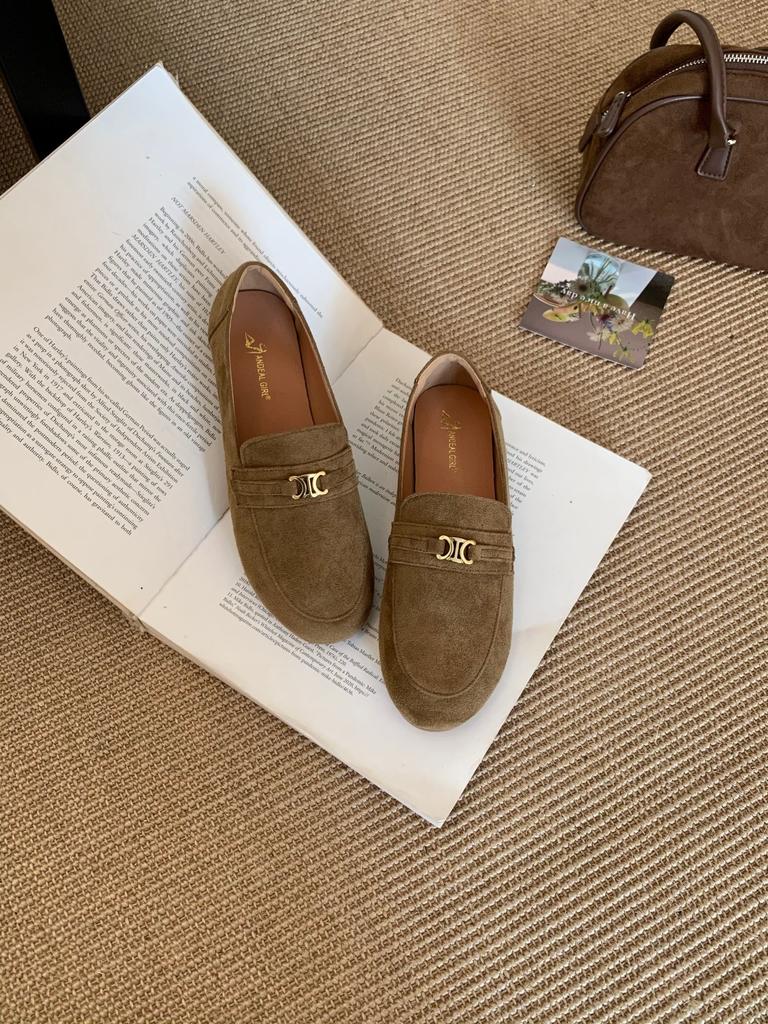 Korean retro one-pedal flat loafers women's 2025 autumn new fashionable and simple British style Doudou single shoes