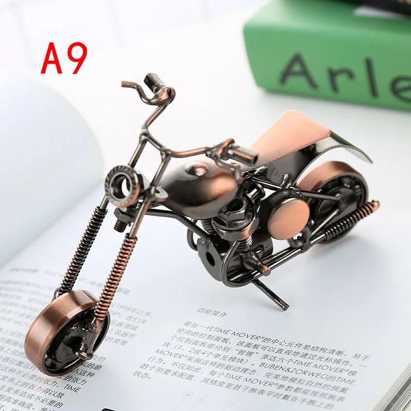 Metal Retro Motorcycle Model Motor Figurine Iron Motorbike Prop Handmade Boy Gift Kid Toy Home Office Decor Collection