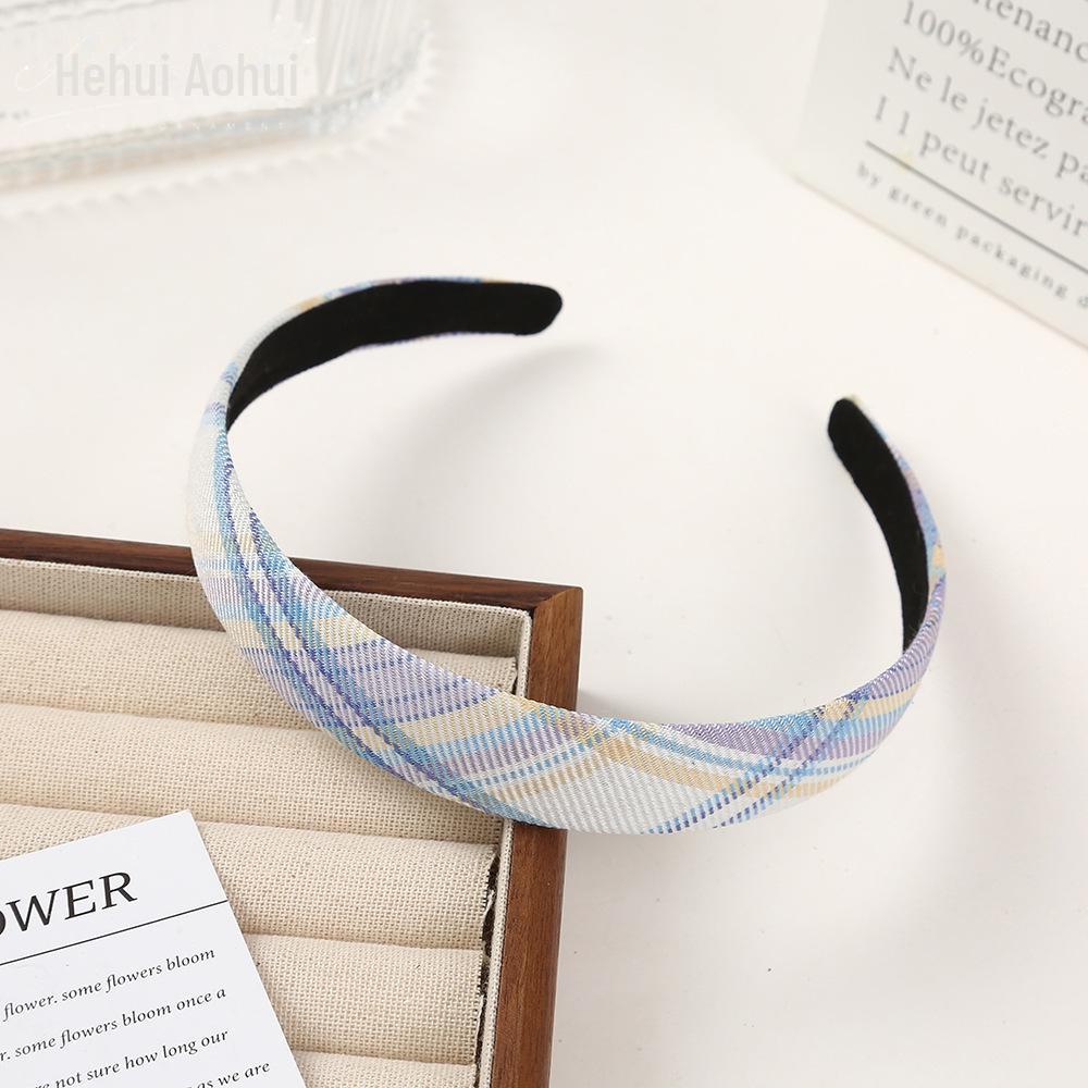 Korean Style Wide Brim Headband: Summer Solid Color Hair Accessory for Women