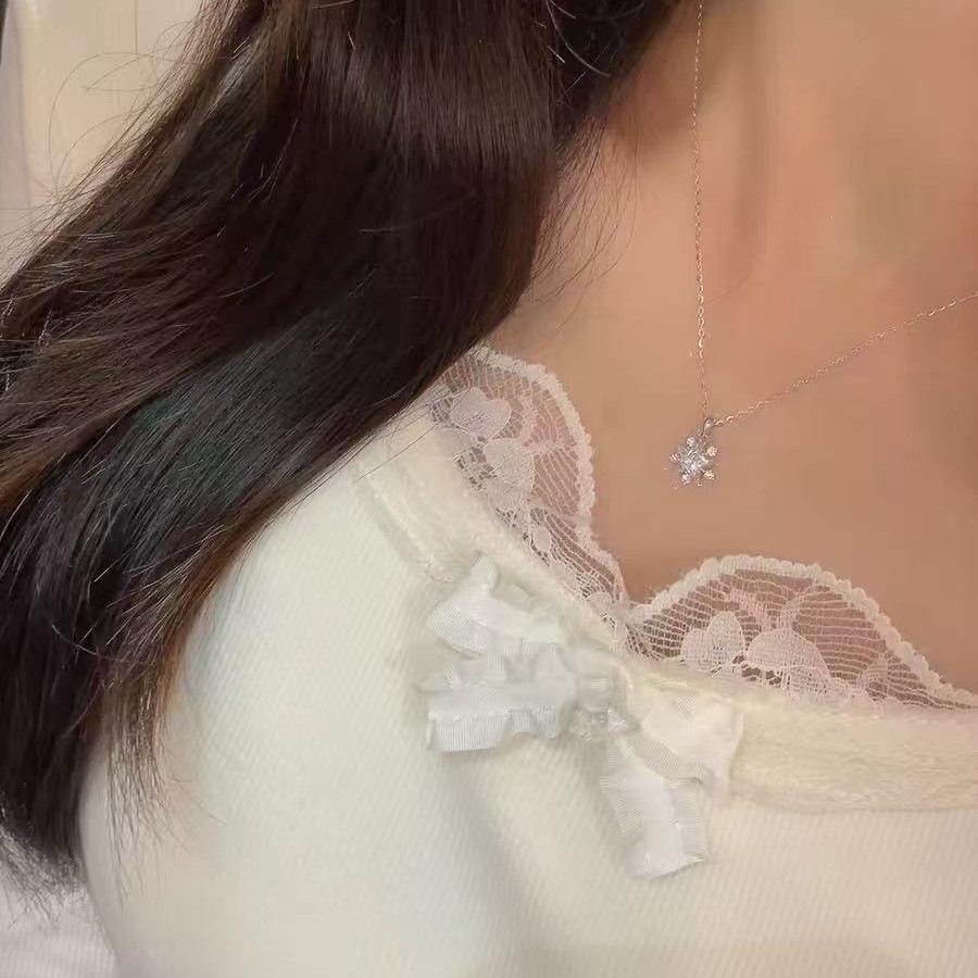 2025 Snowflake Silver Necklace - Luxurious Light Feel, Perfect Birthday Gift for Women