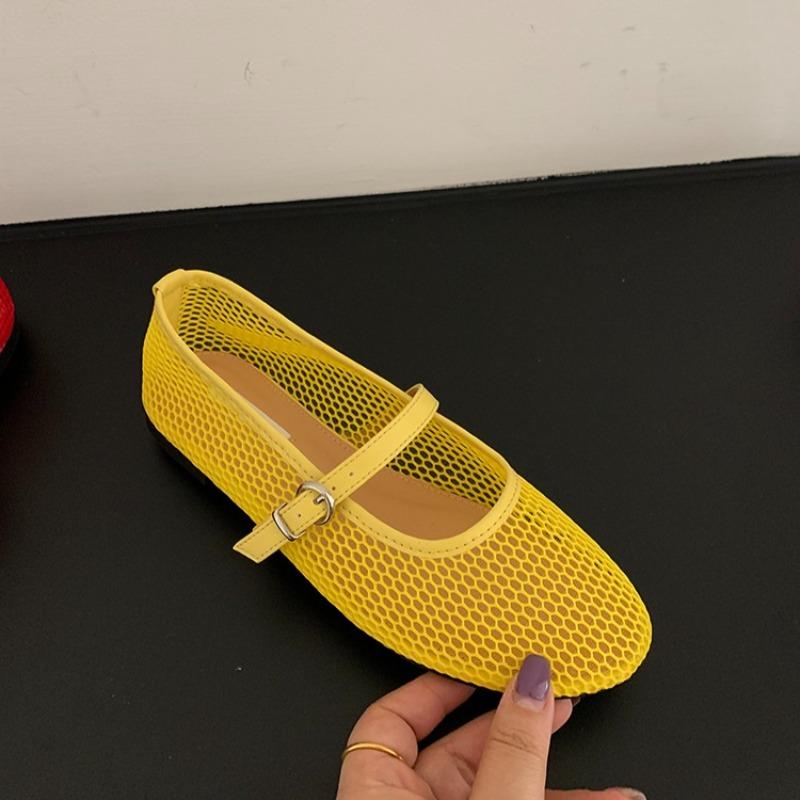 Fashion Mesh Hollow Breathable Single Shoes New Round Toe Shallow Mouth One Buckle Soft Sole Flat Shoes for Women in Spring and Summer