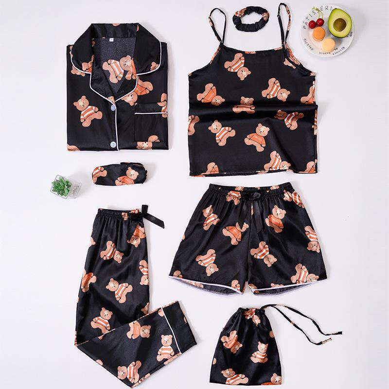 

Детский пижамный комплект из искусственного шелка в полоску «Четыре сезона» - 7 предметов 140