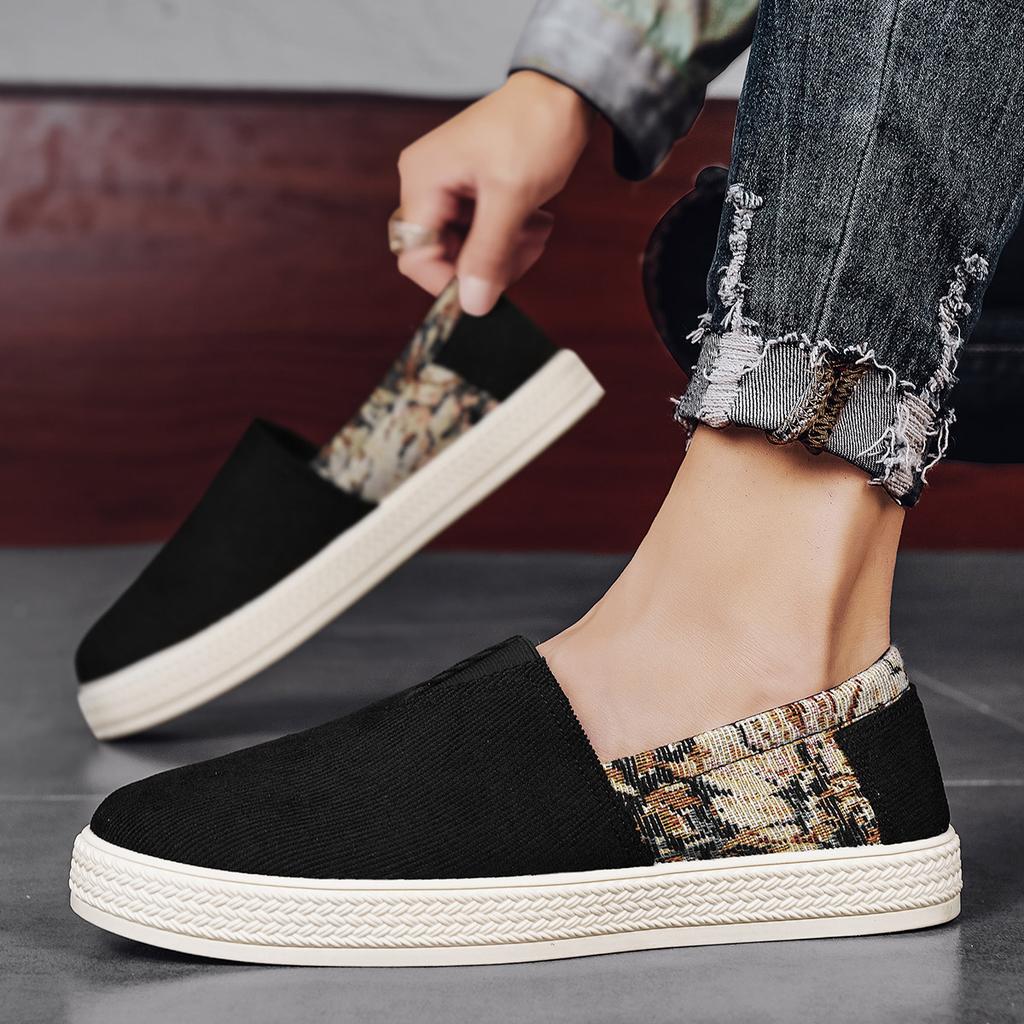 Comfortable Men’s Shoes Breathable Fisherman Shoes Men Casual Canvas Loafers Flat Vulcanized Sneakers Men Espadrilles  Summer