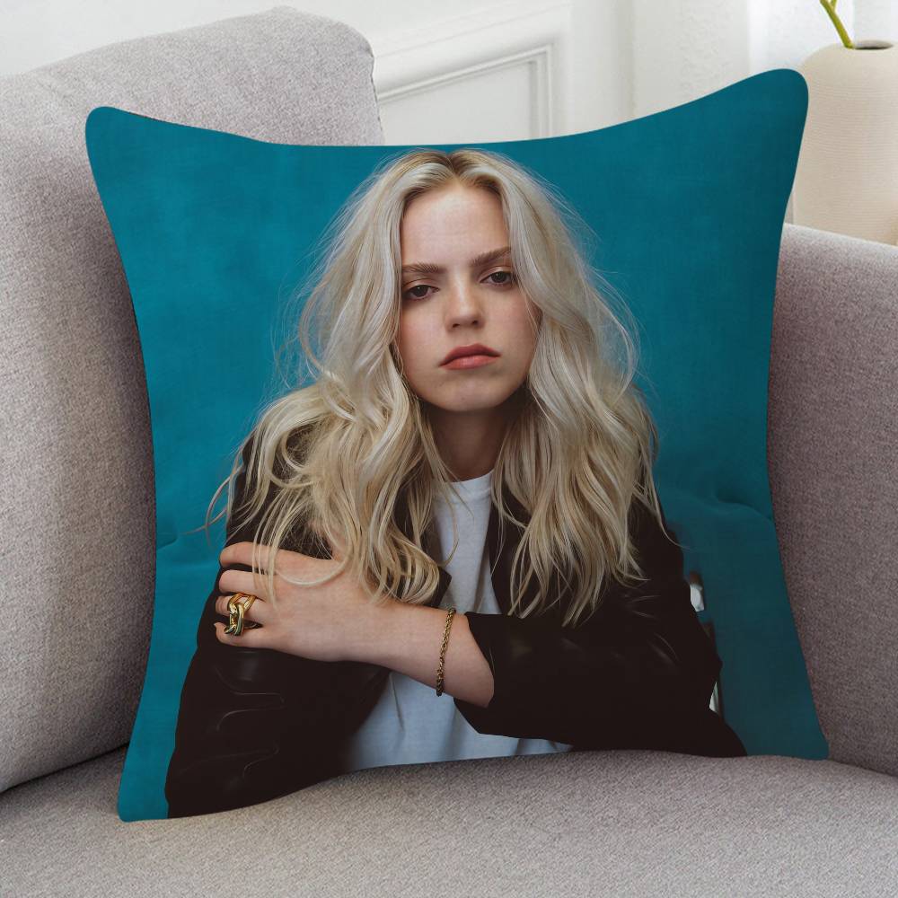 Singer Renee Rapp Cute Cartoon Twodimensional Pillowcase Bedroom Sofa Cushion Cover Nap Pillow Cover