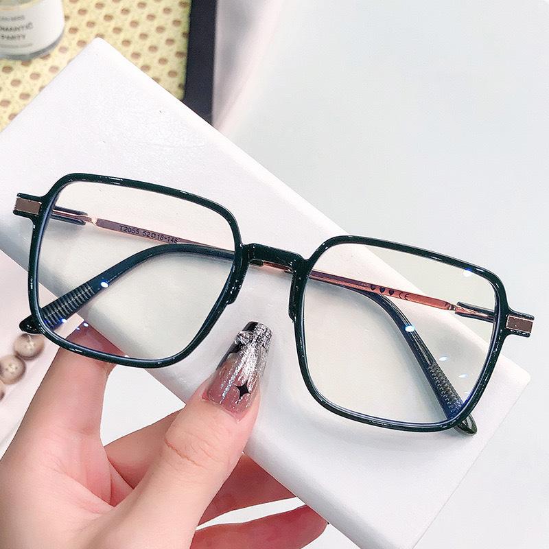 Fashionable Large Frame Ultra Light Reading Glasses for Women, High-definition Anti Blue Light Reading Glasses, 0 To+400