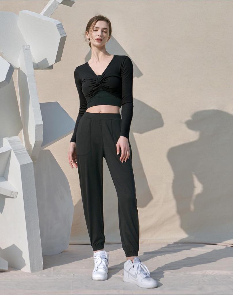 2024 Spring Women's Crisscross Yoga Top - Sexy Long Sleeve Solid Color Fitness T-Shirt