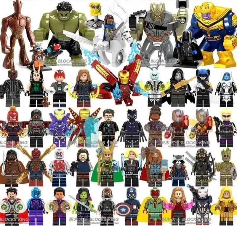 Set of action figures Superheroes random 40 pieces + Free 1 large toy